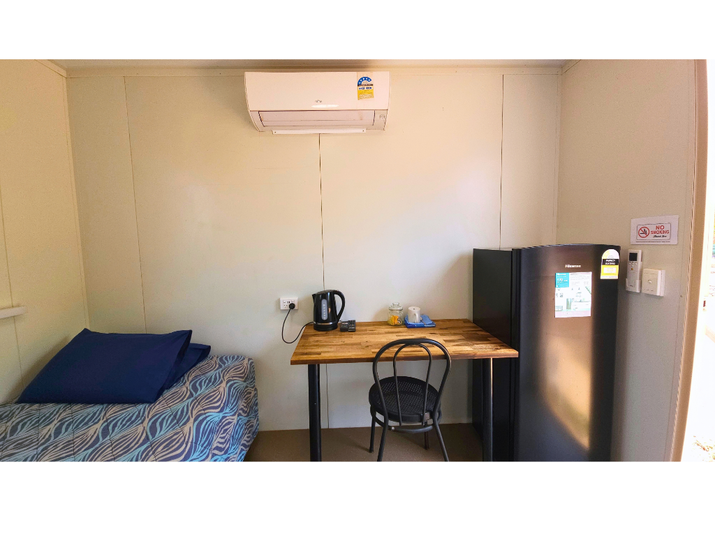 Demountable (2)