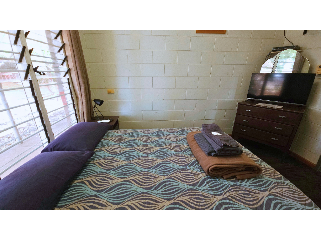 Guesthouse Room2 with Ensuite_3 (1)