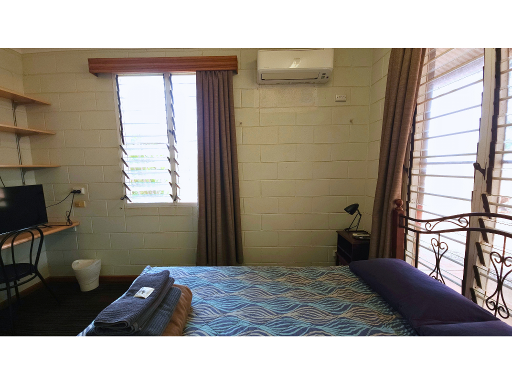 Guesthouse Room3 with Ensuite_3 (1)